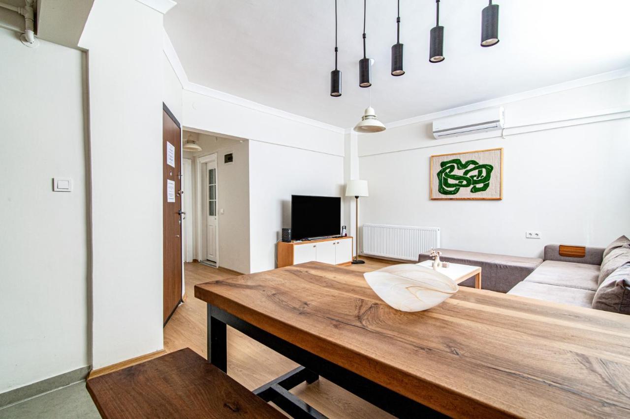 Gorgeous Apartment In The Heart Of Cihangir อิสตันบูล ภายนอก รูปภาพ