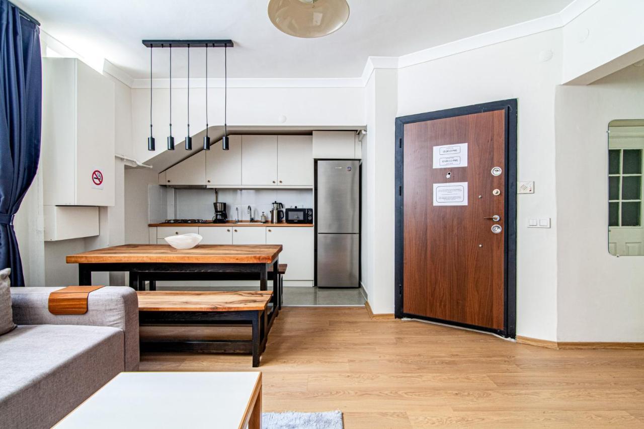 Gorgeous Apartment In The Heart Of Cihangir อิสตันบูล ภายนอก รูปภาพ