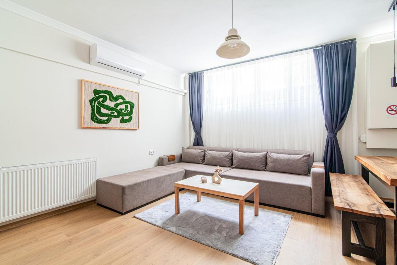 Gorgeous Apartment In The Heart Of Cihangir อิสตันบูล ภายนอก รูปภาพ